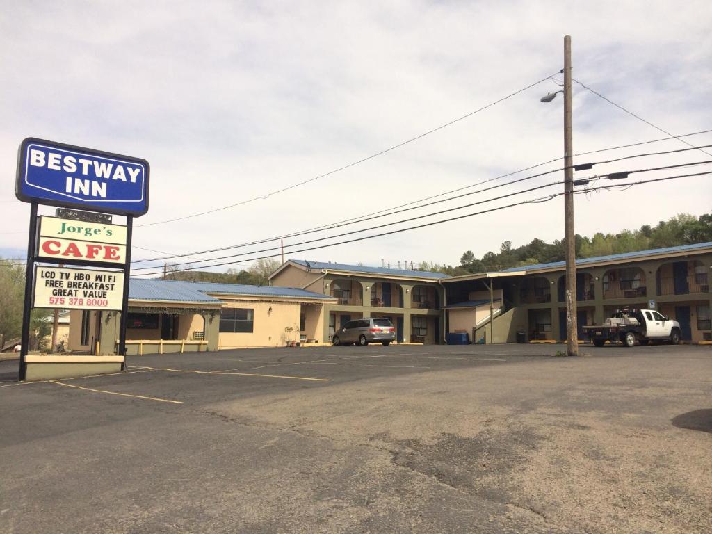 Bestway Inn Ruidoso Downs Екстериор снимка