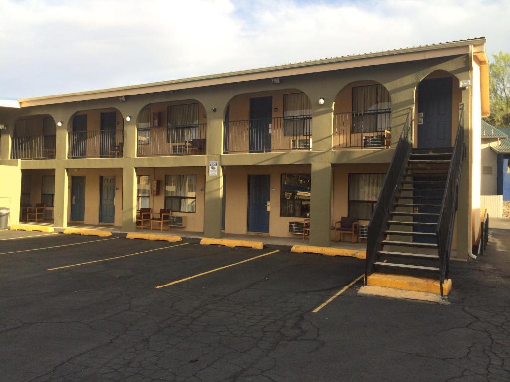 Bestway Inn Ruidoso Downs Екстериор снимка